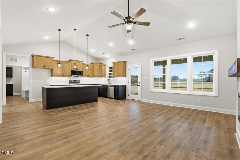 9946 Bear Run Ln, Middlesex, NC 27557