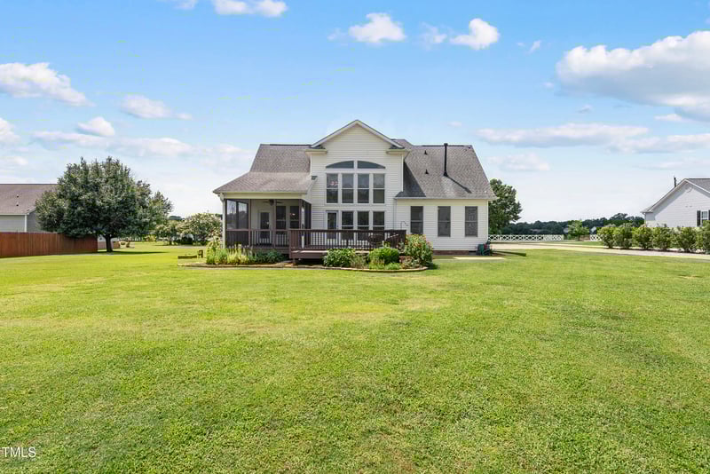 995 Peele Rd, Clayton, NC 27520