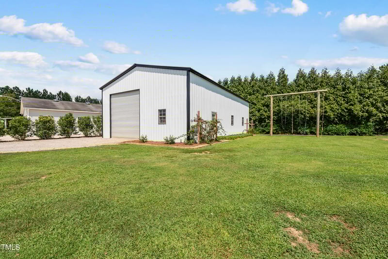 995 Peele Rd, Clayton, NC 27520