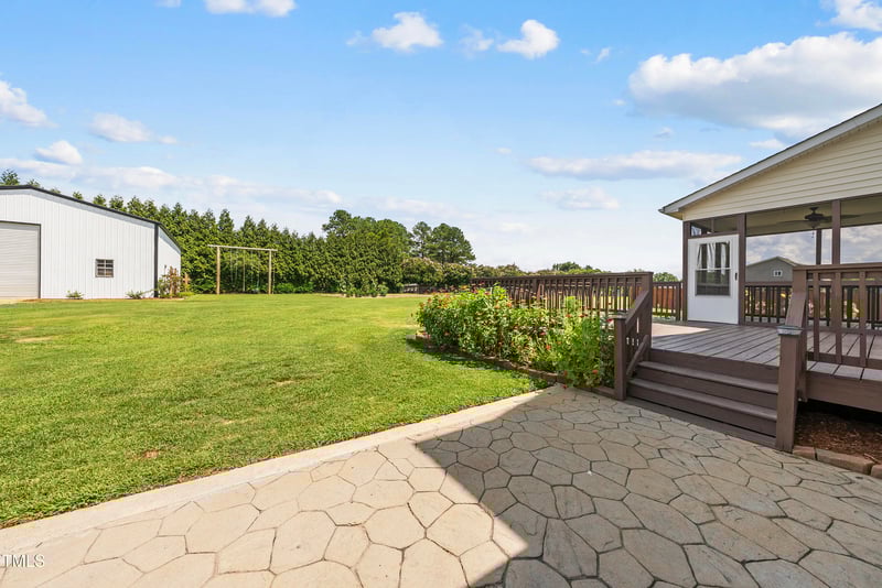 995 Peele Rd, Clayton, NC 27520