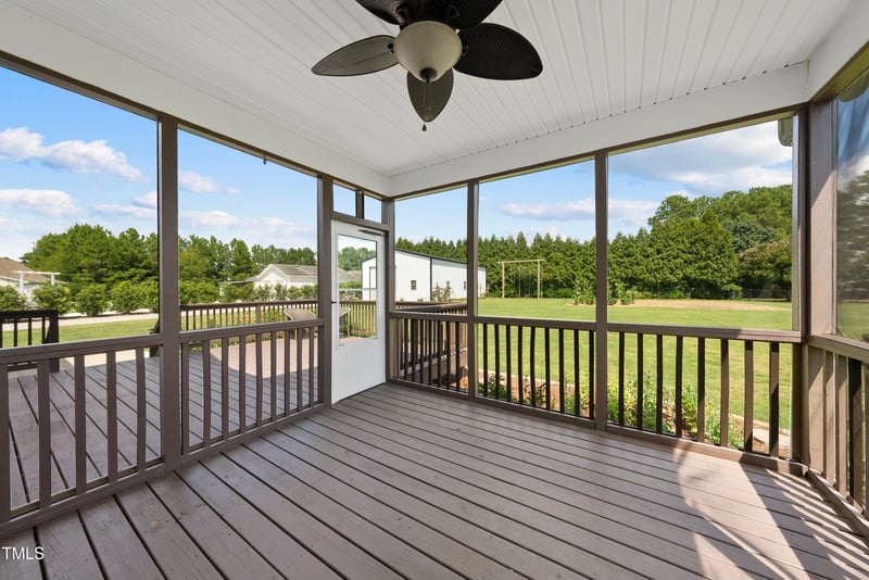 995 Peele Rd, Clayton, NC 27520
