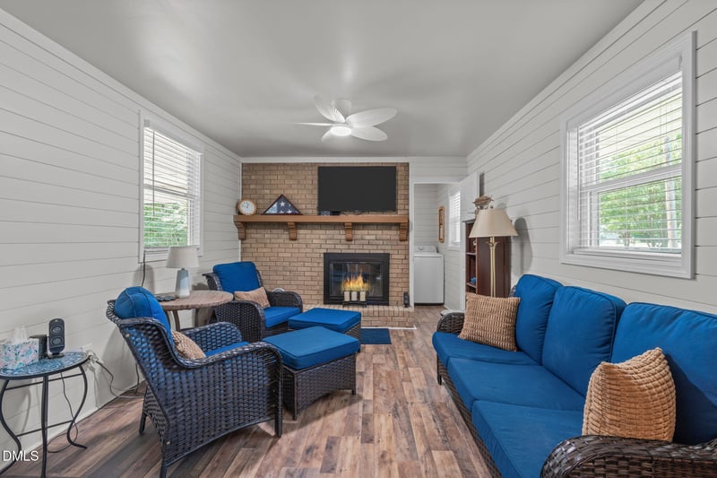 995 Shawtown Rd, Lillington, NC 27546