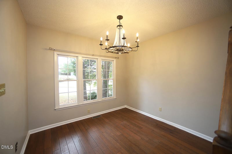 995 St Catherines Dr, Wake Forest, NC 27587