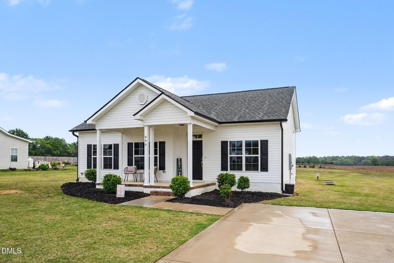 996 Red Hill Church Rd, Dunn, NC 28334