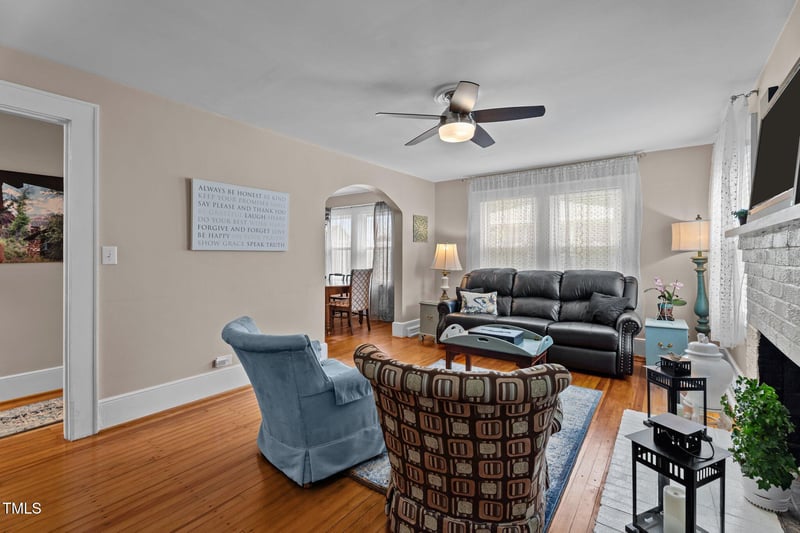 9964 Chestnut St, Middlesex, NC 27557