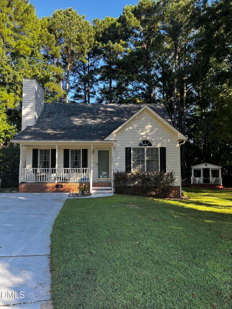 998 Kintail Ct, Wake Forest, NC 27587