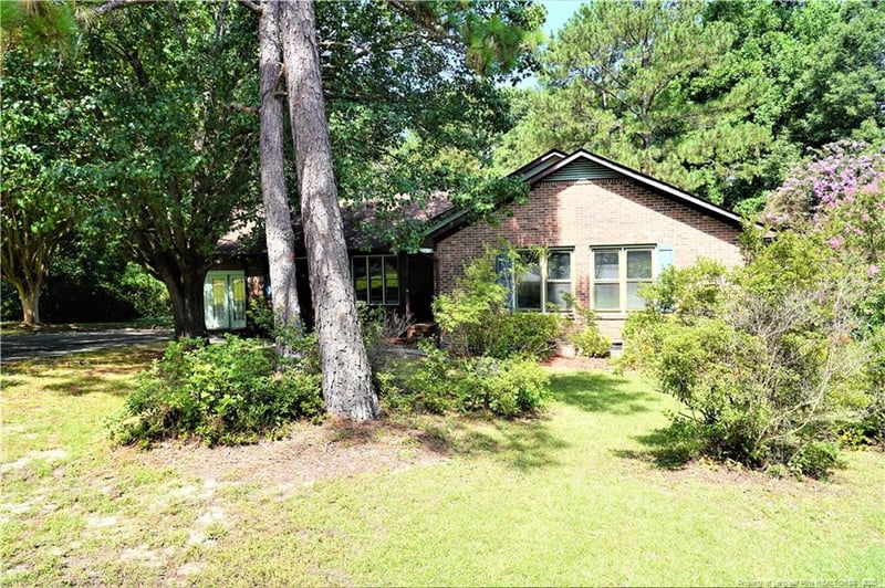 998 Pepperwood Dr, Fayetteville, NC 28311