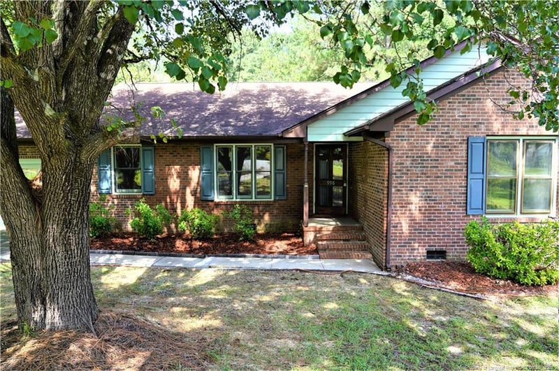 998 Pepperwood Dr, Fayetteville, NC 28311