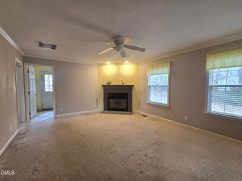 9984 Nc 42 , Holly Springs, NC 27540