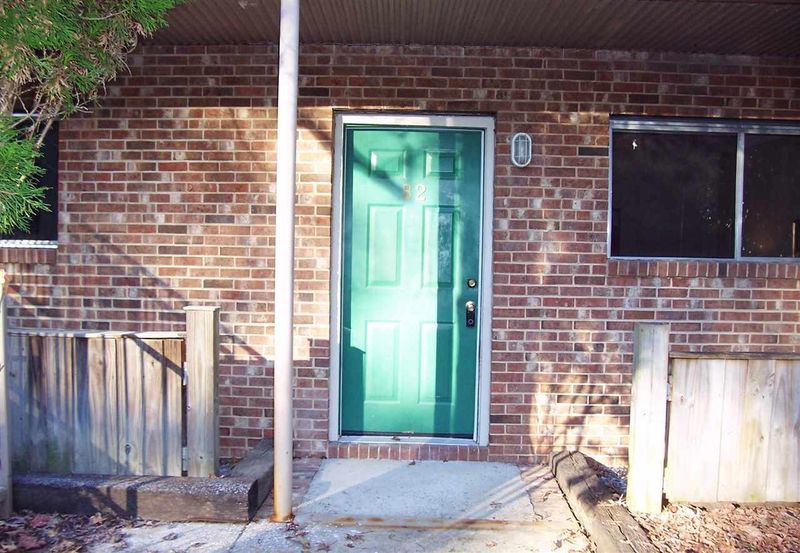 B-2 Shepherd Ln #B-2, Chapel Hill, NC 27514
