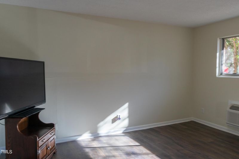 B-2 Shepherd Ln #Bldg B, Chapel Hill, NC 27514