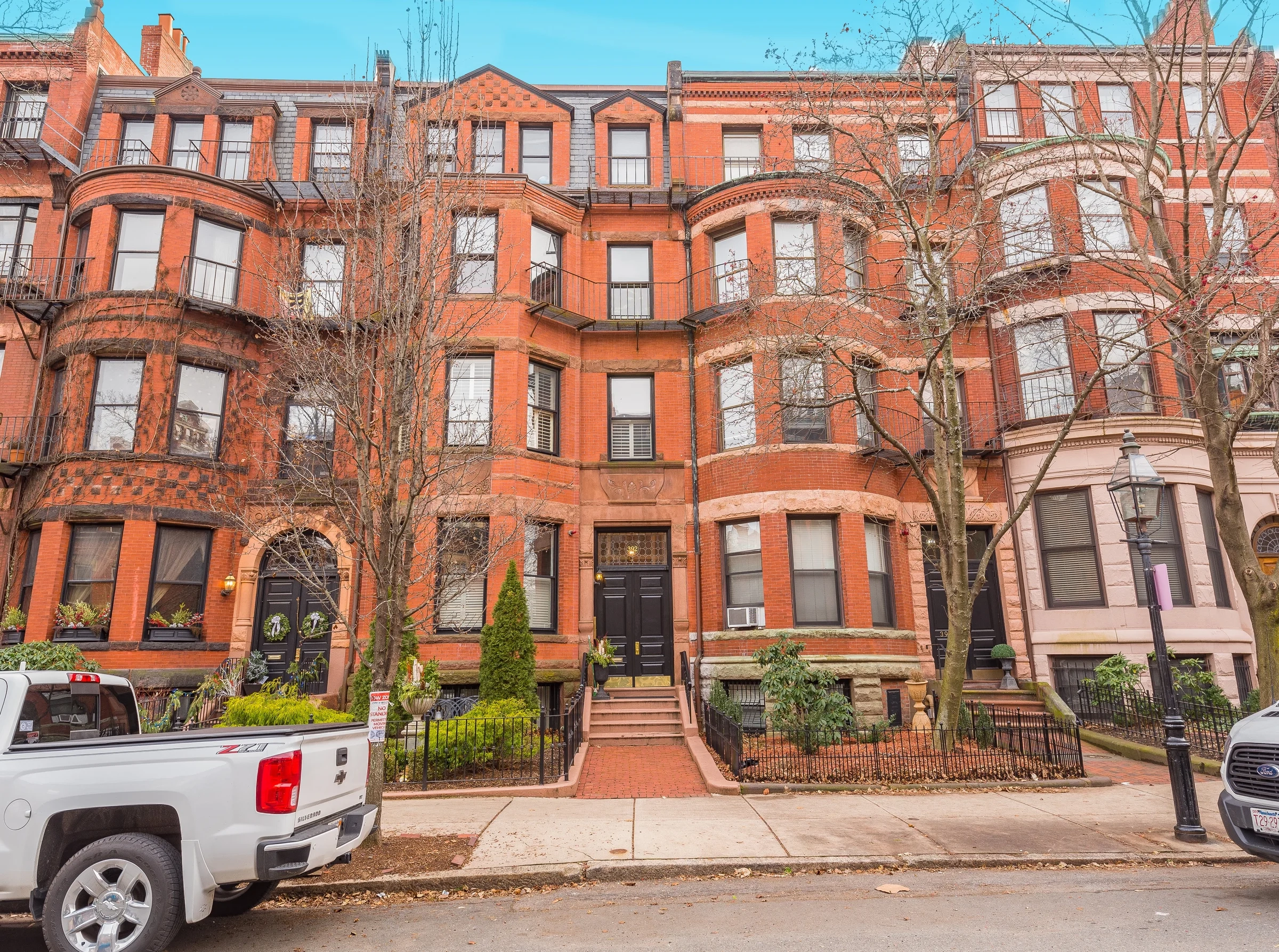 392 Marlborough — image from the original property guide