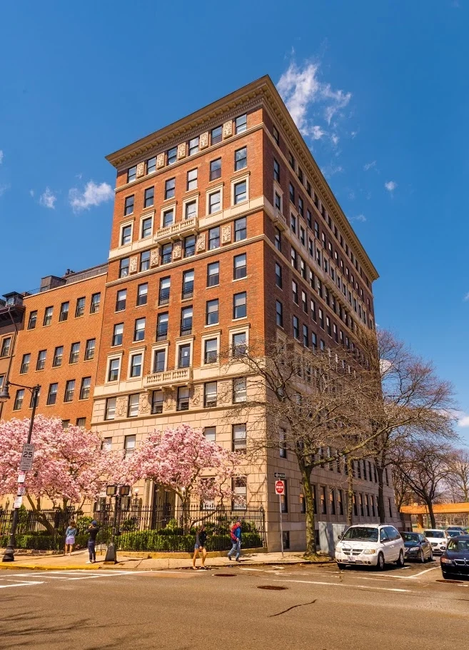 100 Beacon Street — image from the original property guide