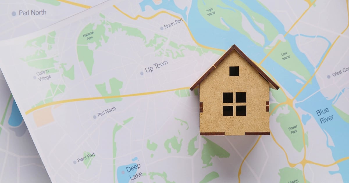 What Matters More to Buyers: The House, or its Location?
