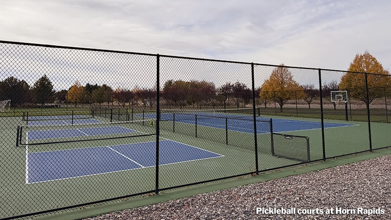 photo of pickleball courts at Horn Rapids