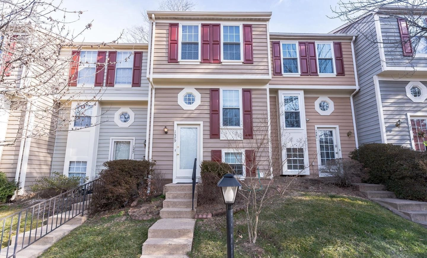 Woodcrest Townhomes for Sale