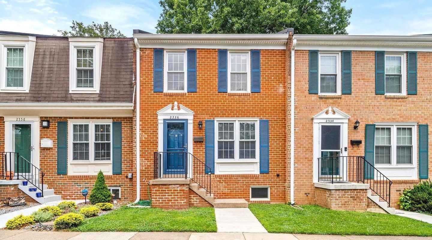 Deepwood Townhomes for Sale