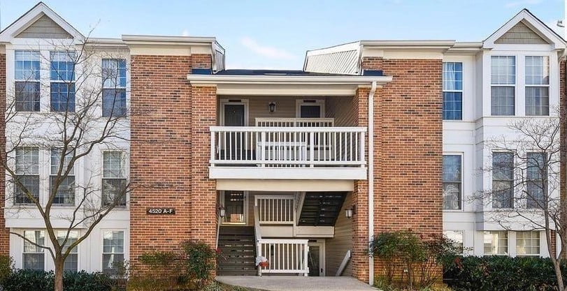 Heatherlea Townhomes and Condos for Sale in Arlington, VA