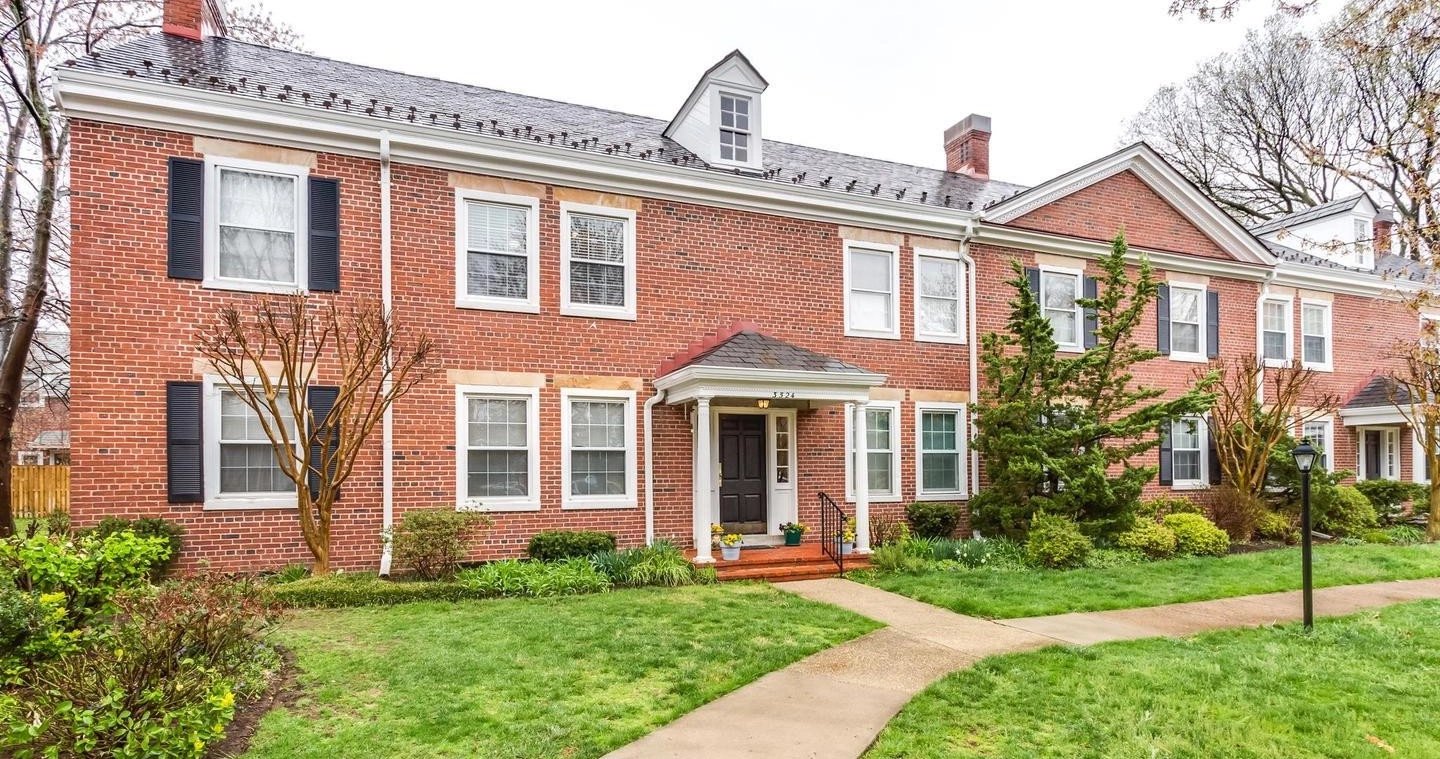 Fairlington Mews Condos for Sale