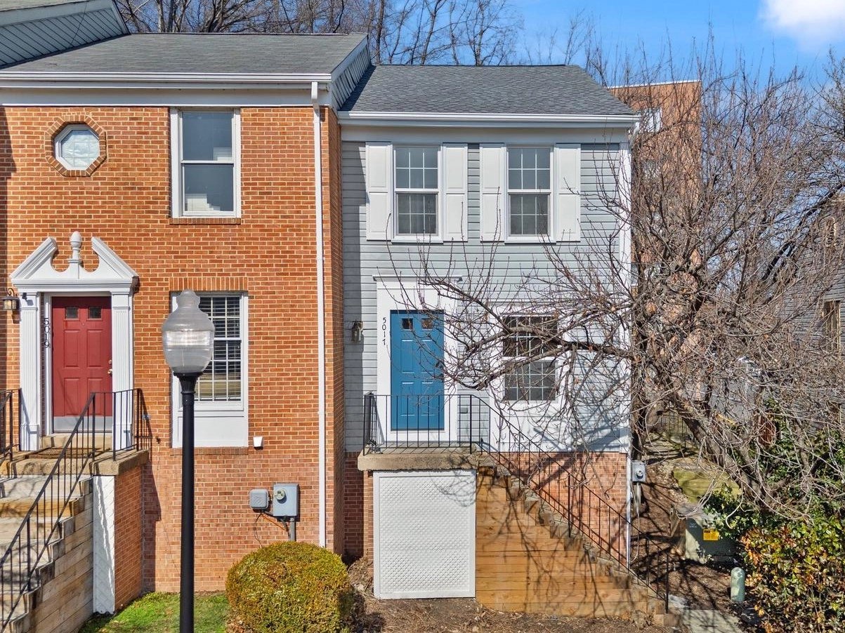 Arlington Run Townhomes for Sale in Arlington, VA