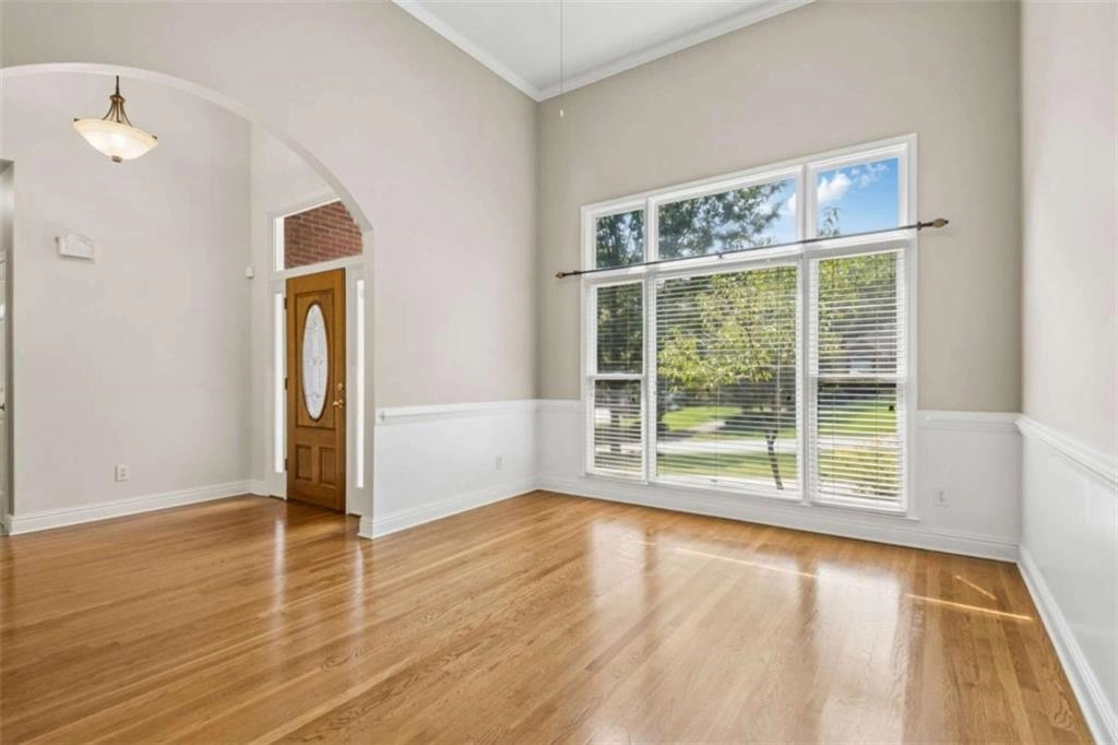 How to Spot a Motivated Seller and Negotiate a Better Deal on a Home