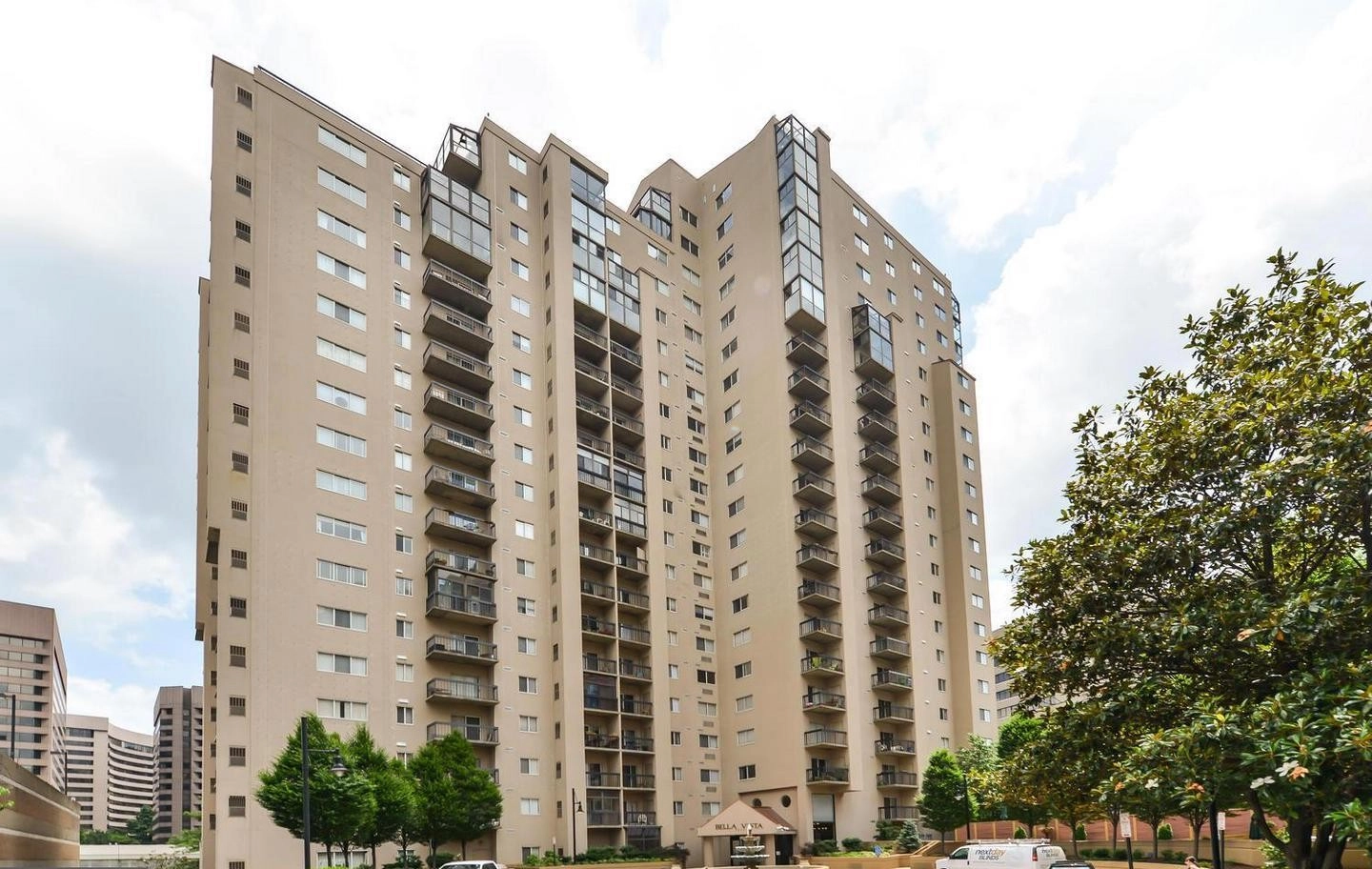 Bella Vista Condos for Sale