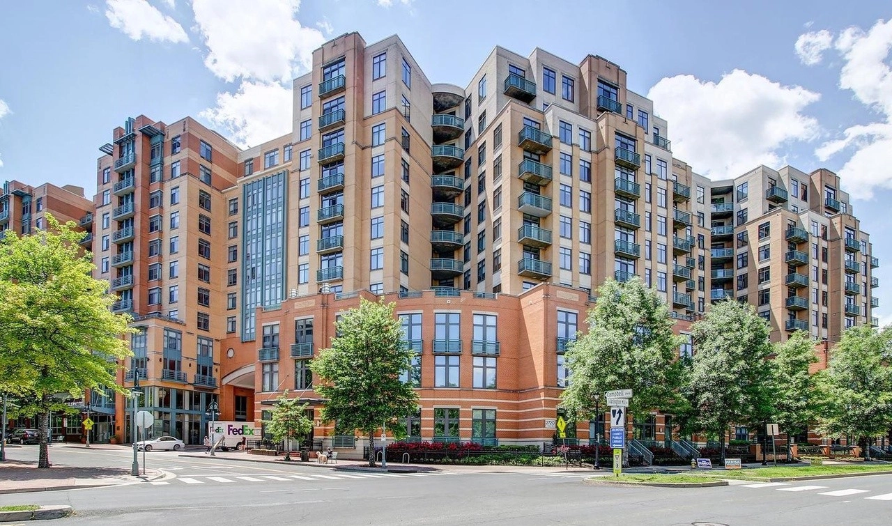 Shirlington Village Condominiums for Sale