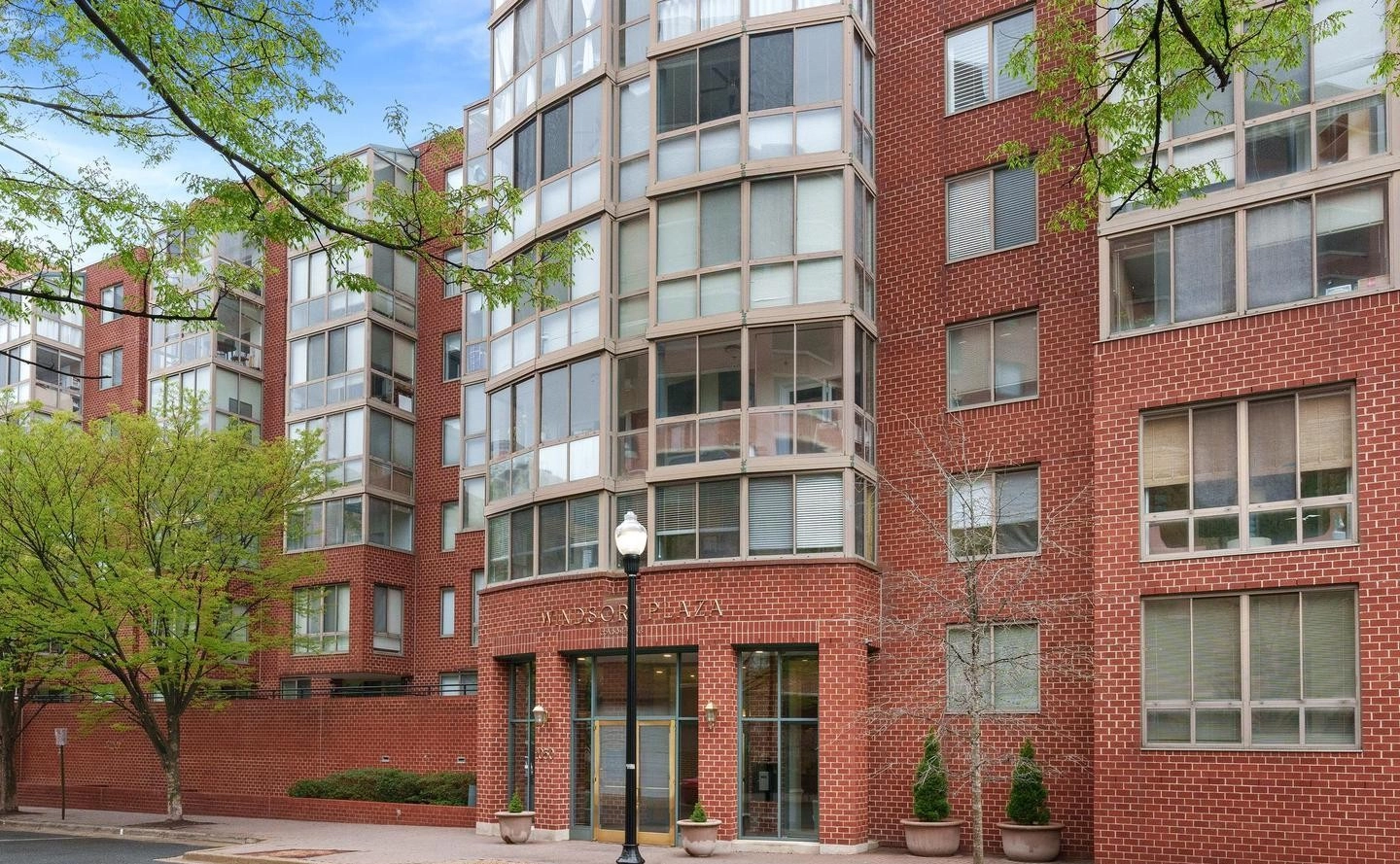 Windsor Plaza Condos for Sale