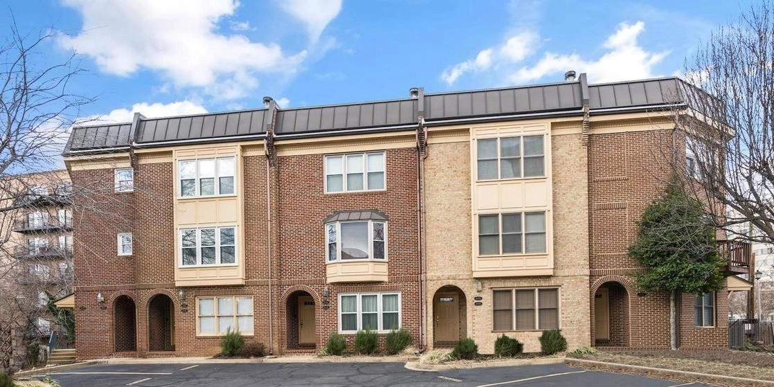 Radnor Court Townhomes