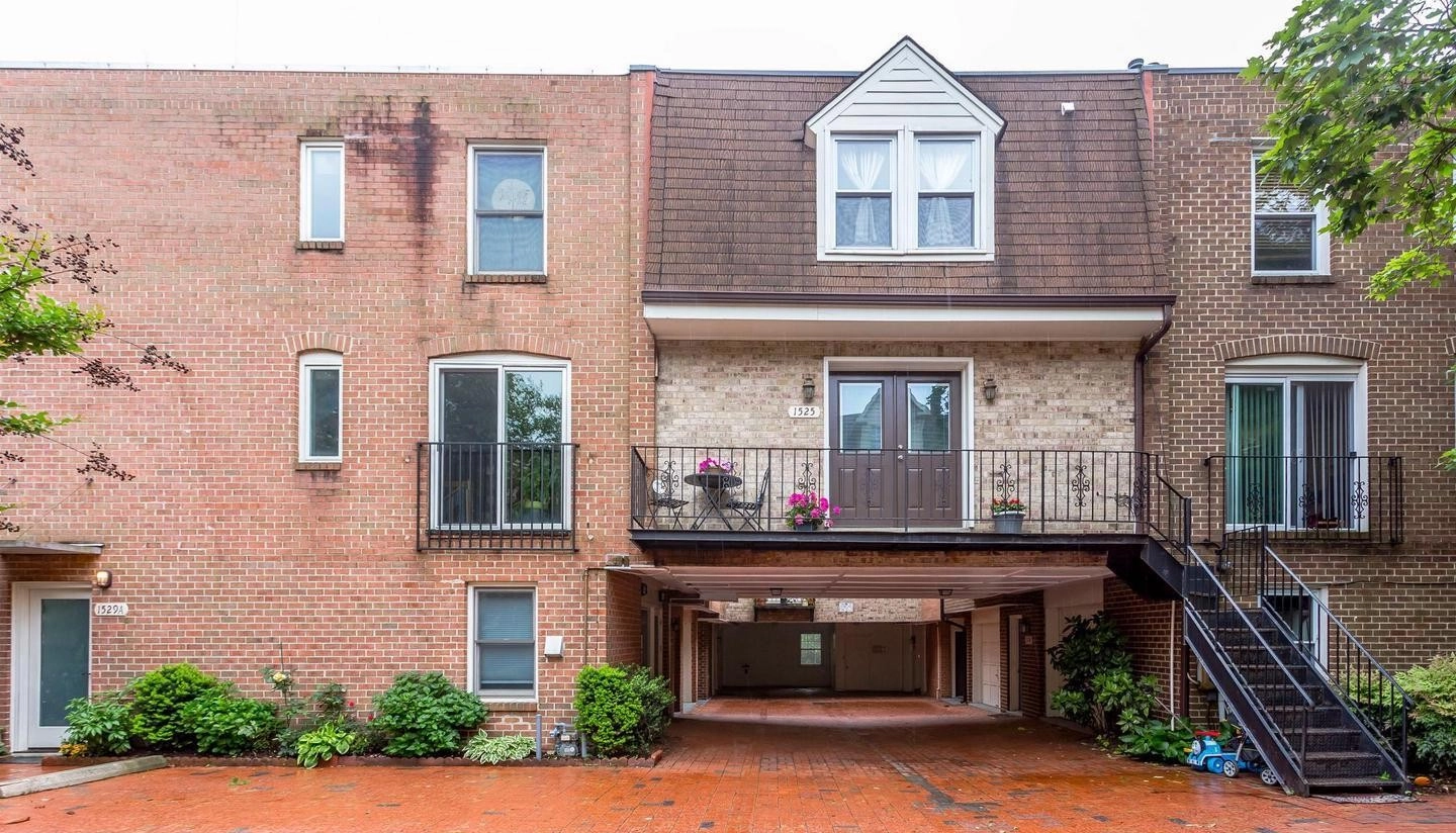 The Federal Ridge Townhomes for Sale