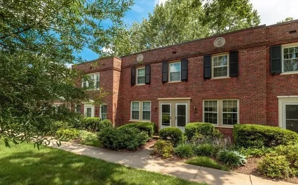 Arlington Village Townhomes for Sale