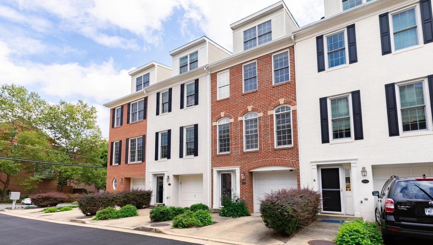 Thomas Street Mews Townhomes for Sale