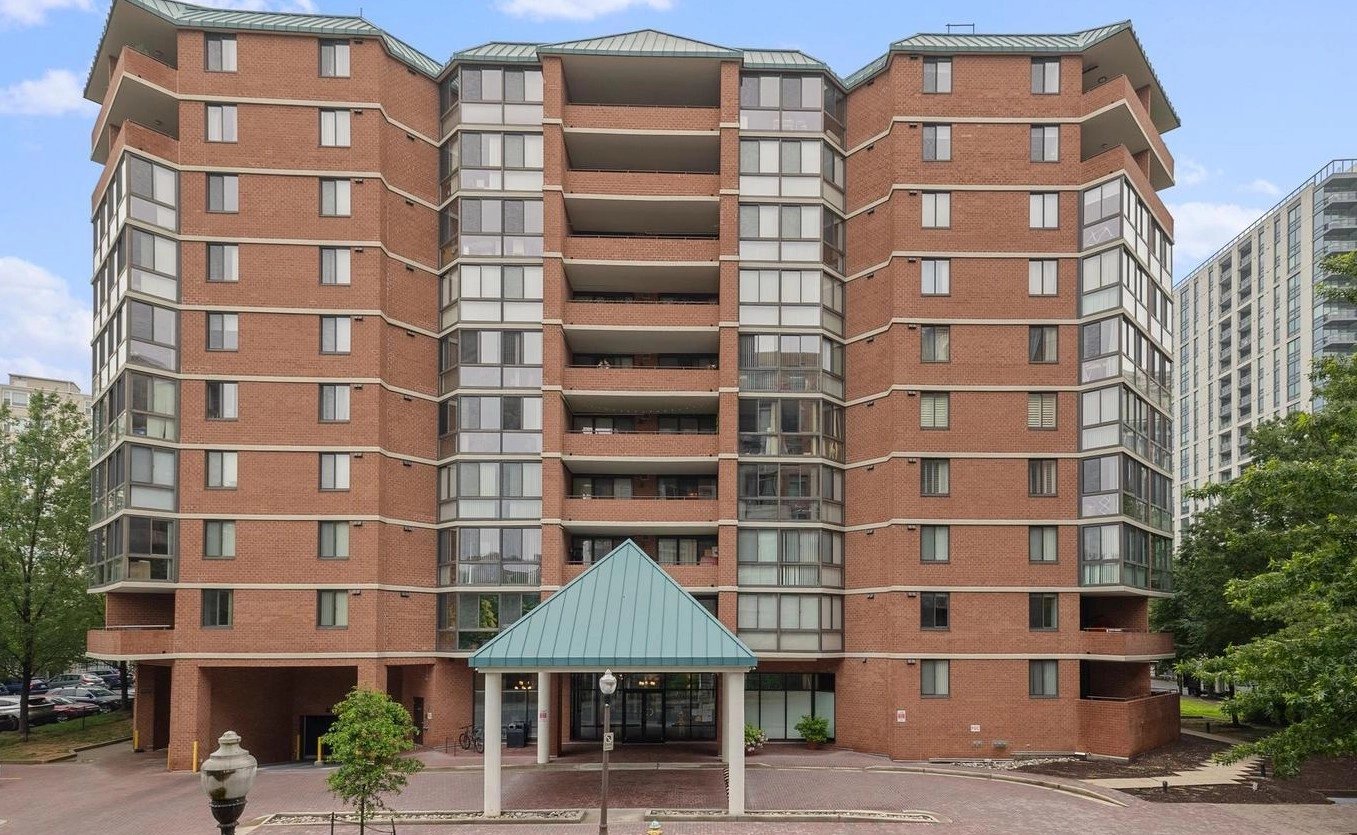 Eastview at Ballston Metro Condos For Sale