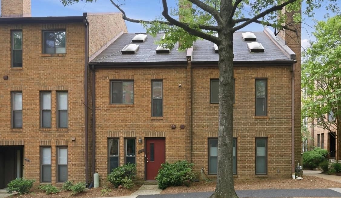 Ballston Place Townhomes for Sale in Arlington, VA
