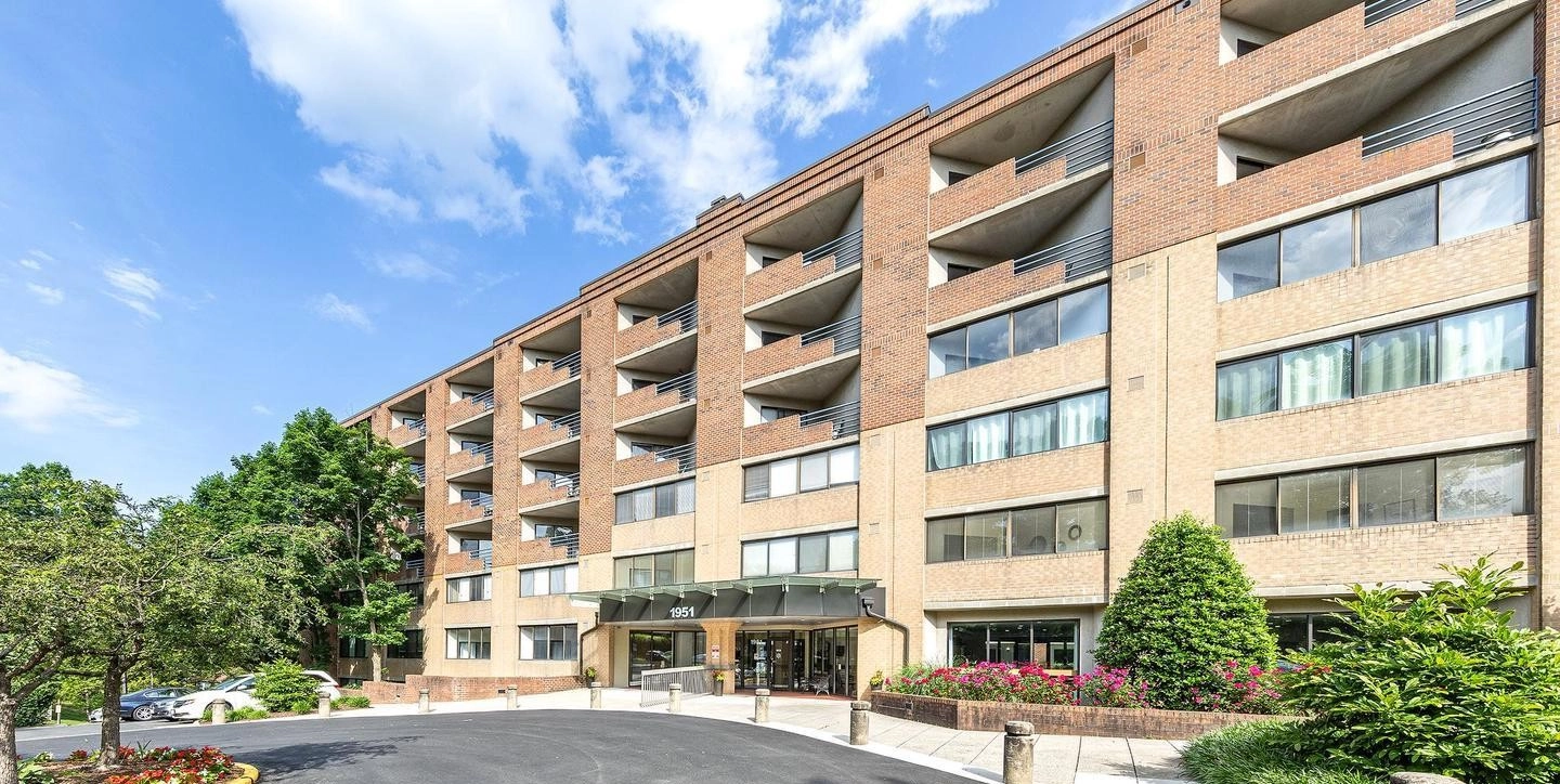 Thoreau Place Condos for Sale
