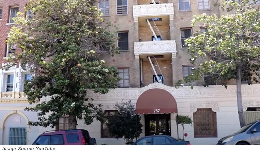 Front of Seinfeld Apartment building