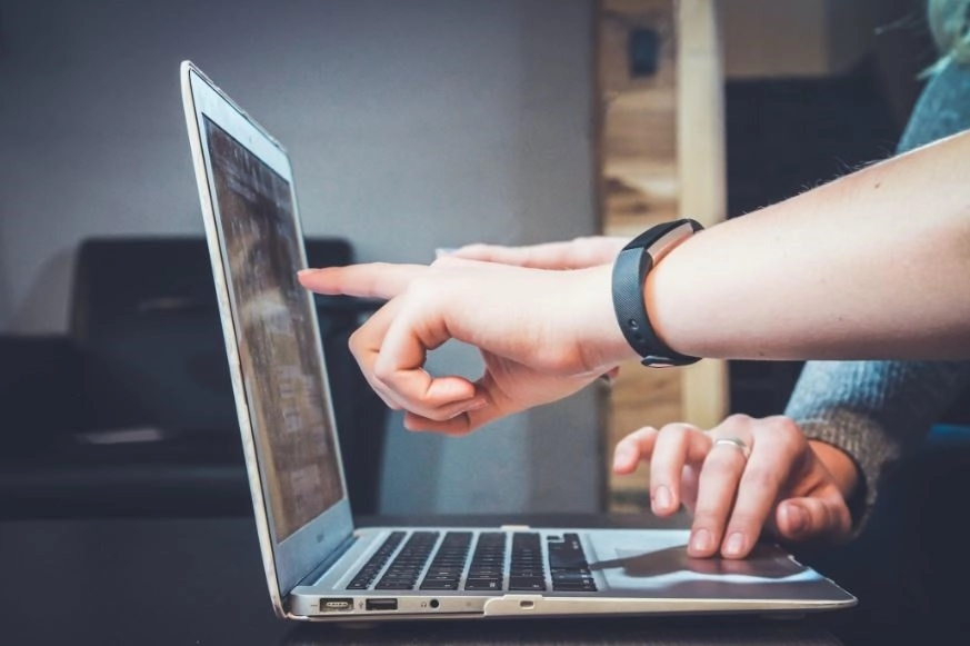10 Helpful Tips for Growing Your Real Estate Business