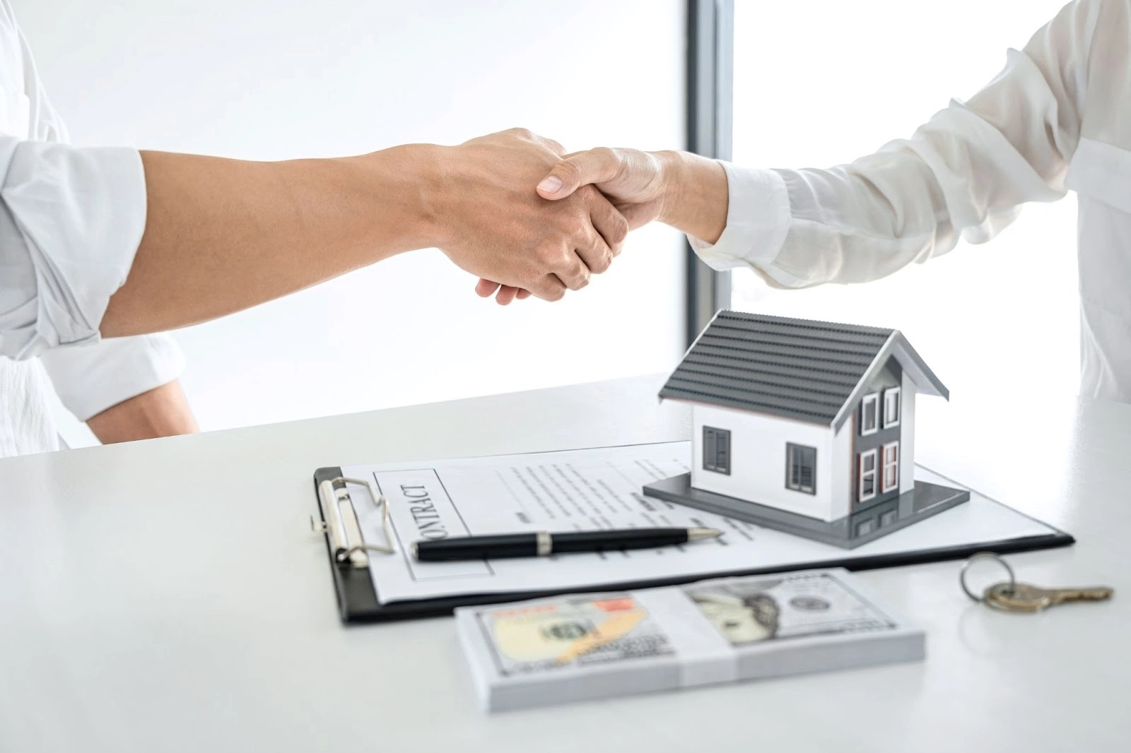 5 Stress-Free Ways to Sell Your House Fast in Des Moines (Even If It Needs Repairs)