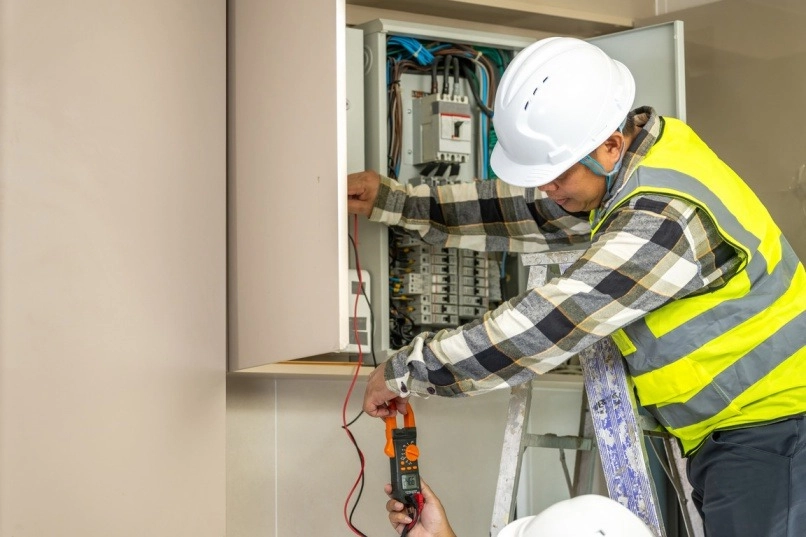 A Complete Guide to Electrical Inspection During Home Buying