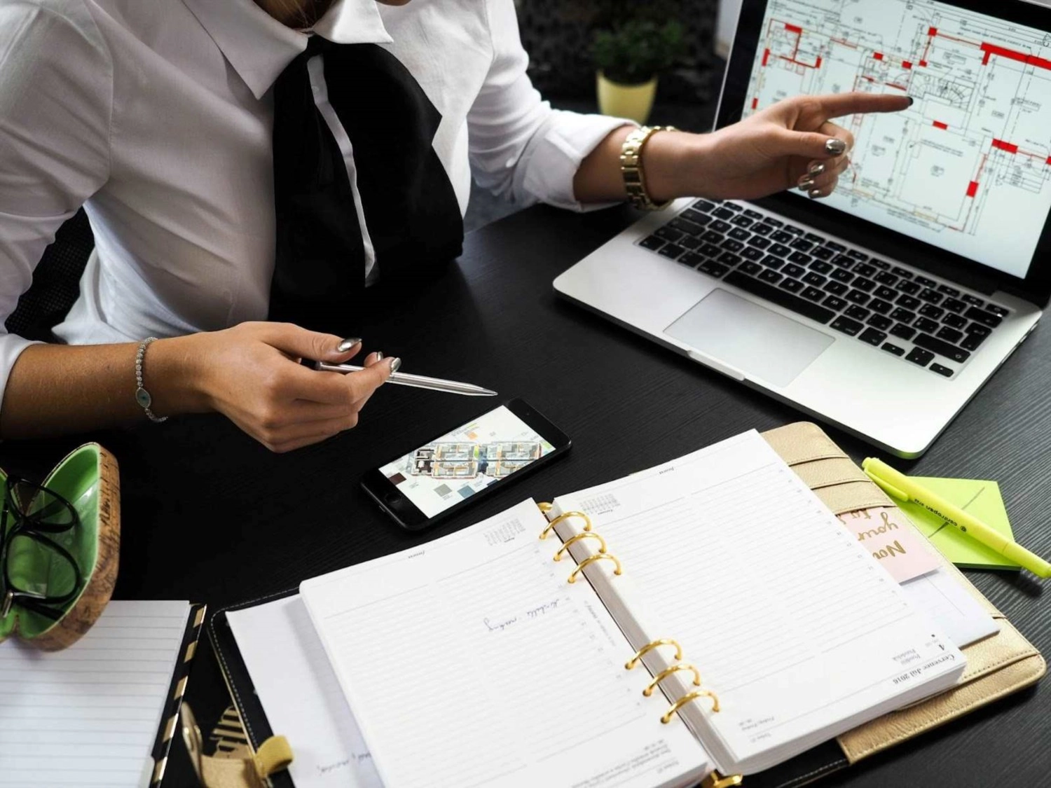 Beyond the Sign: Key Factors to Consider When Selecting a Real Estate Office