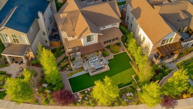 Boost Your Home’s Curb Appeal and Value with Modern Artificial Grass