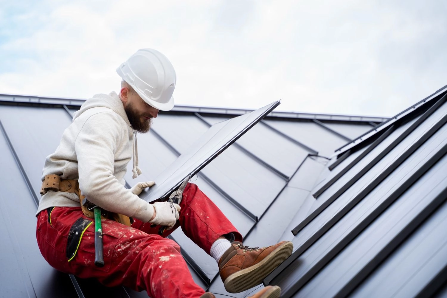 Common Roofing Problems Homeowners Often Overlook
