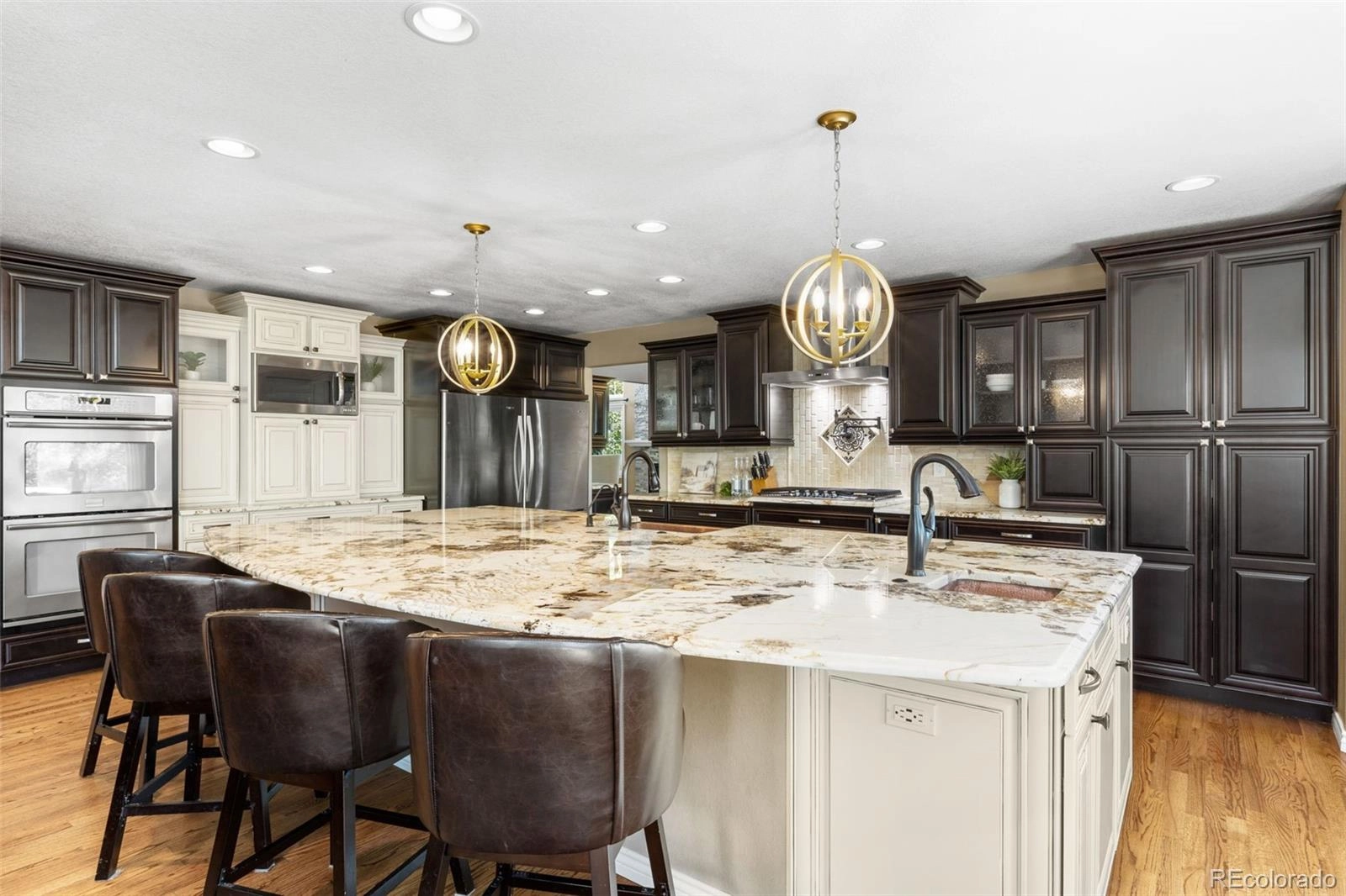 Gourmet Kitchen