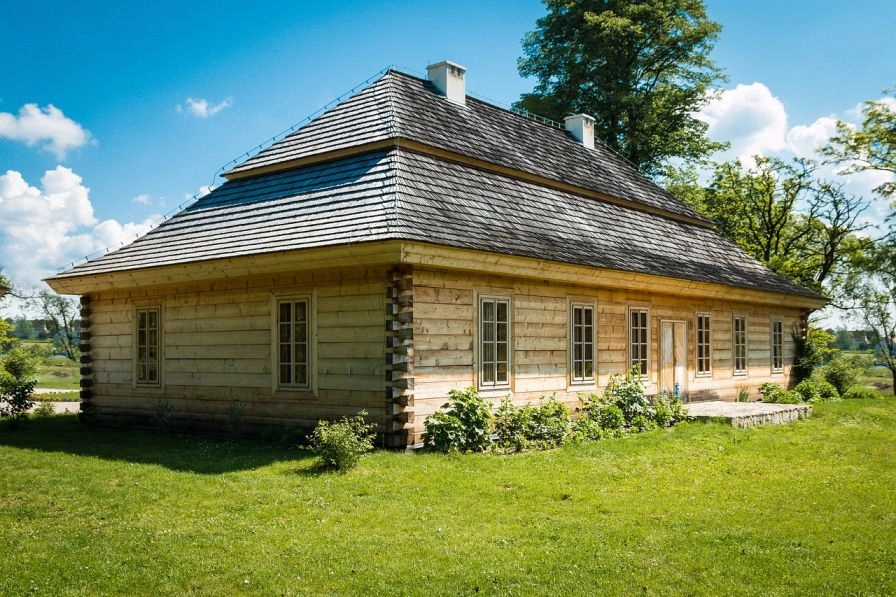 From Stale to Sale: 5 Proven Strategies to Sell Your Old House Fast
