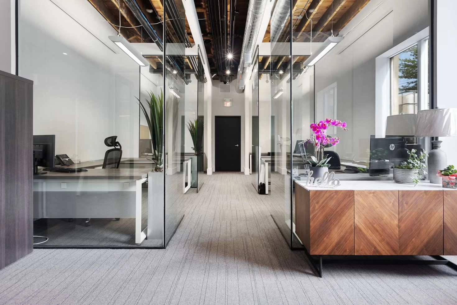 Hold or Sell Property? 3 Factors to Evaluate During Business Relocation