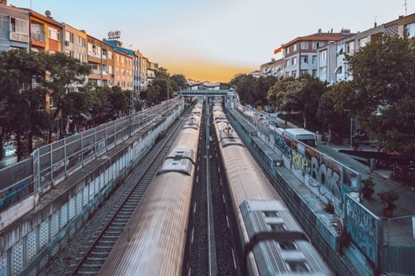 Houses Near the Rapid: Does Transit Access Boost Value?