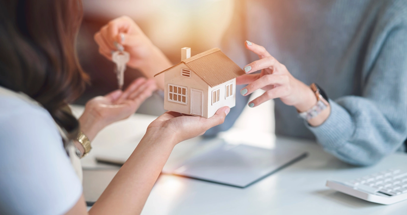 How AI Dialers Enhance Real Estate Agent Productivity and Client Engagement