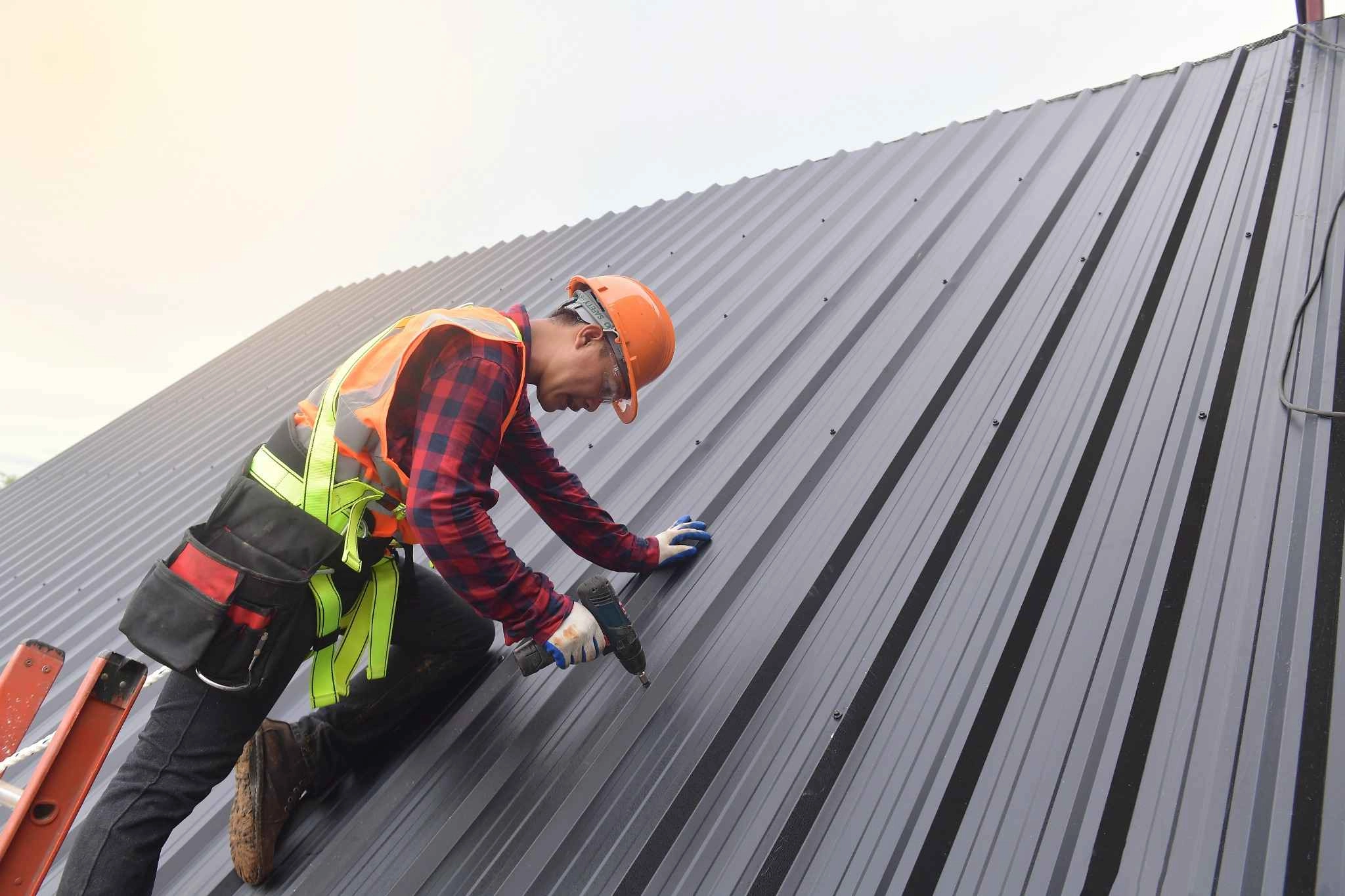 How Fall Roof Installations Help Homeowners Boost Energy Efficiency!