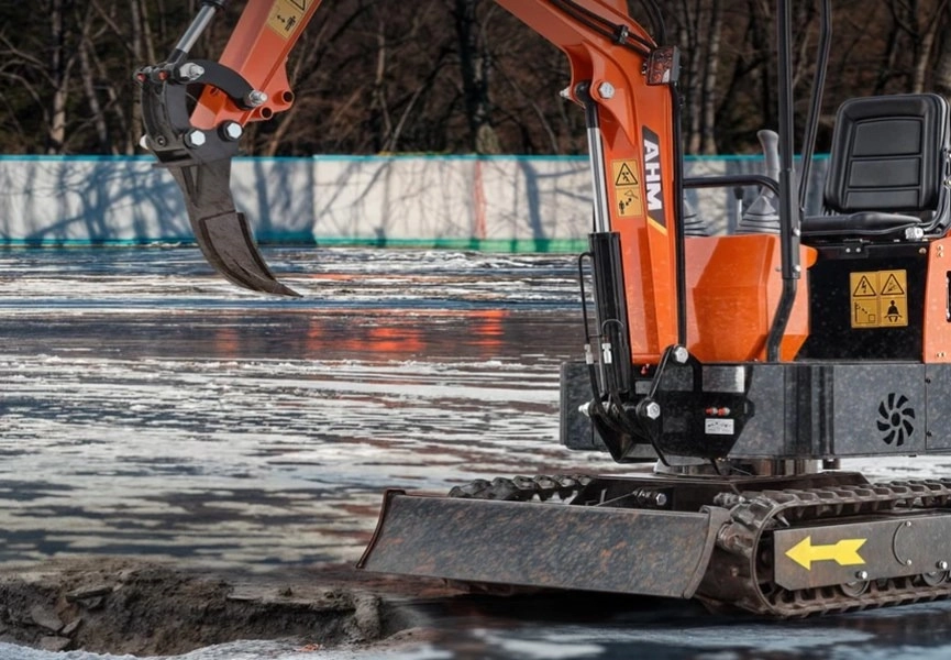 How Mini Excavators Help Homeowners Improve Property Value Through Landscaping