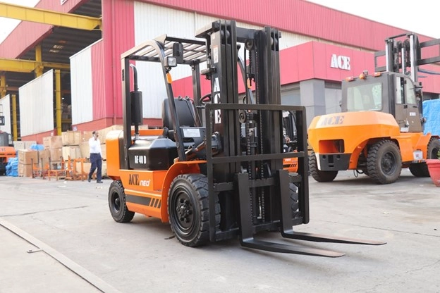 How Much Does it Cost to Rent a Telehandler?
